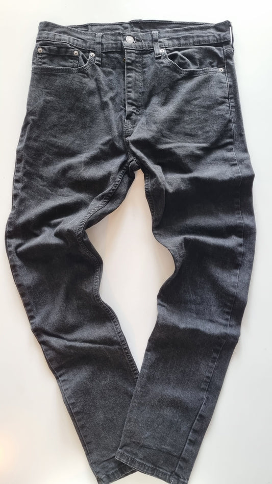 Jean Levi’s 512 noir- W34/L32