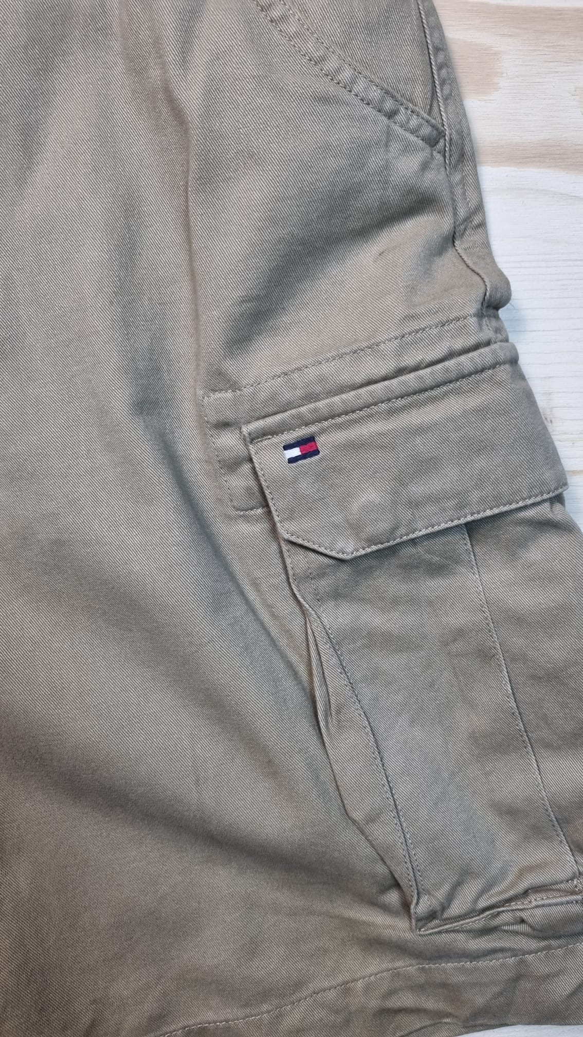 Short beige Tommy Hilfiger - 42