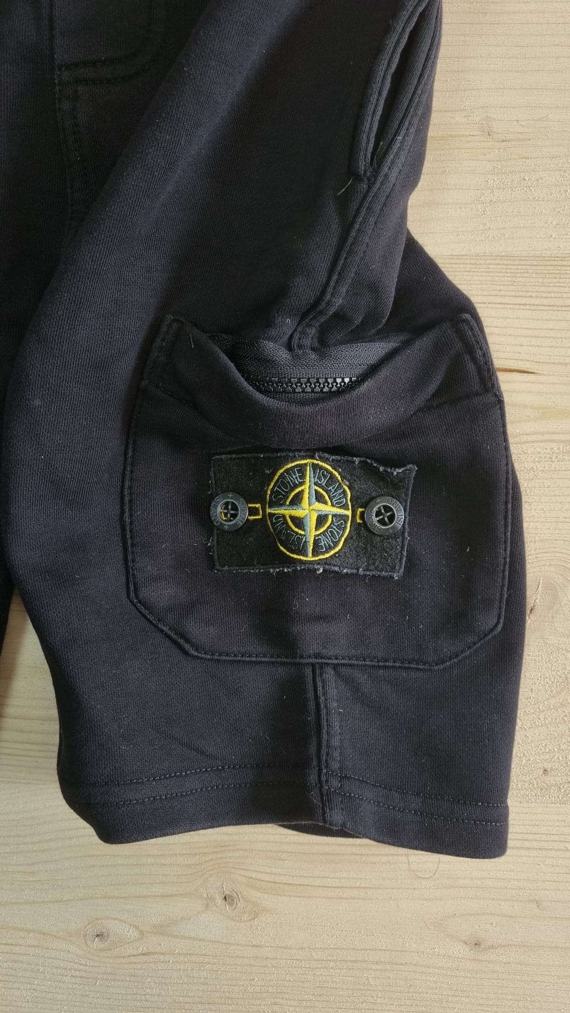 Short Stone Island - S